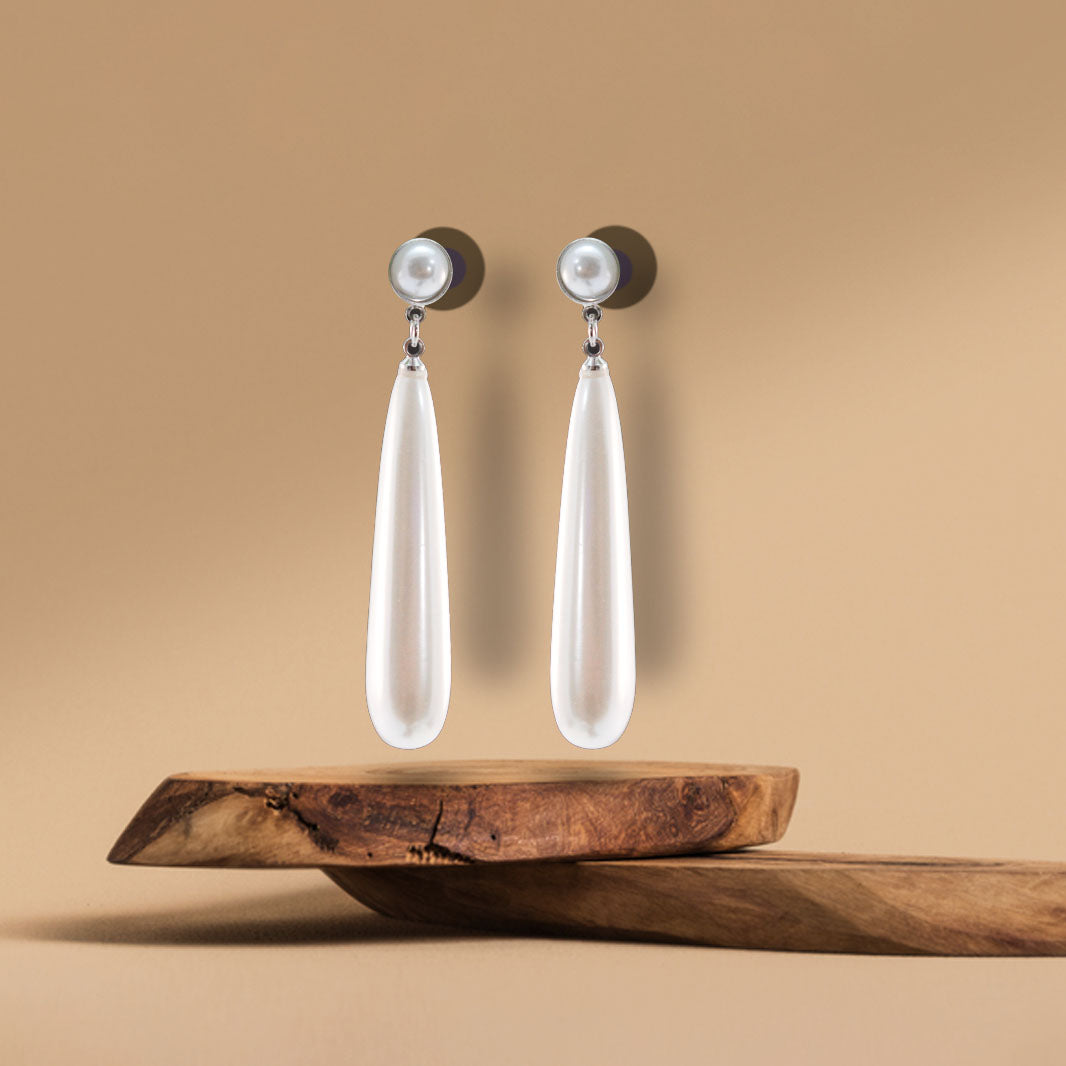 Classic Pearl Drop earring