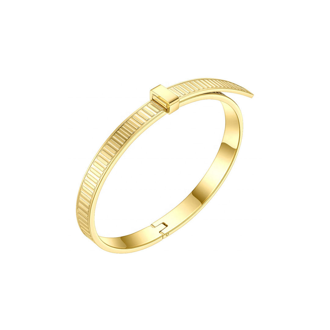 Luxe loop bangle bracelet