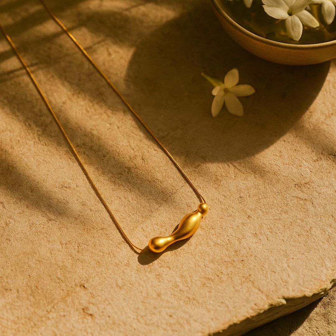 Modern Wave Necklace