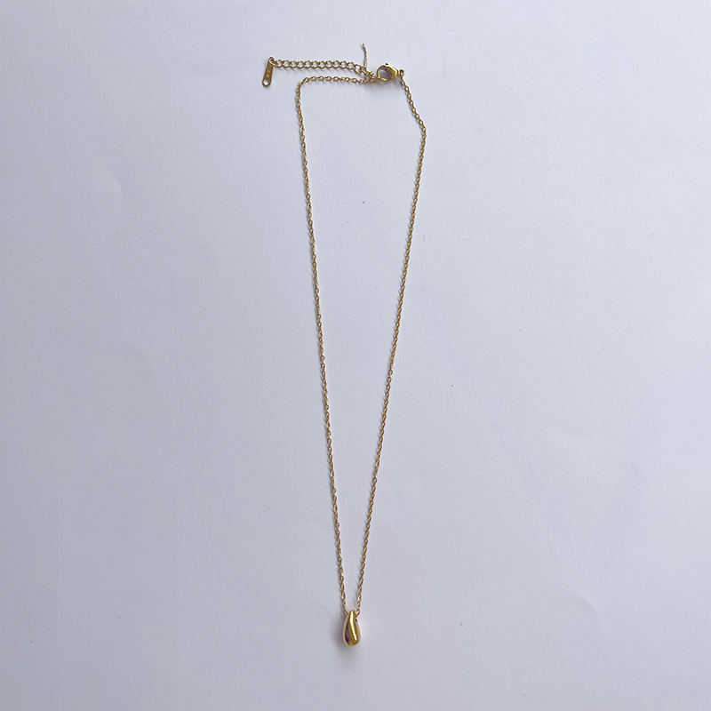 Golden Dewdrop Necklace