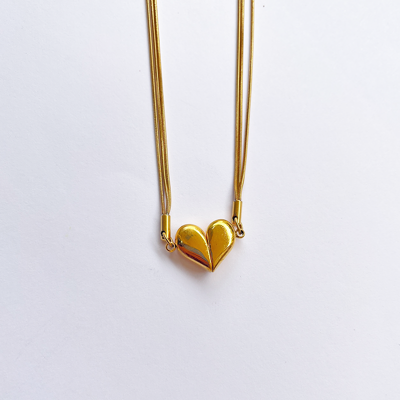 Magnetic Heart Connection Necklace