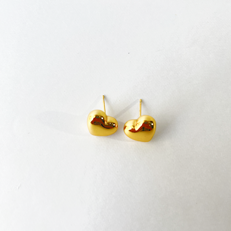 Romantic Radiance Studs